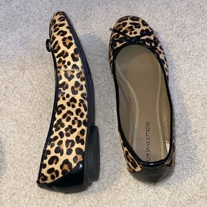 Leopard ballet flats